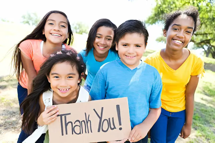 How to Raise Grateful Children (10 Tips for Teaching Gratitude)